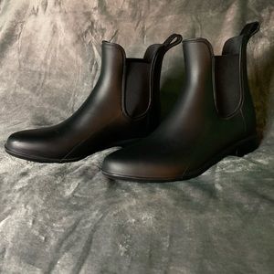 Black rubber capelli by new york boots